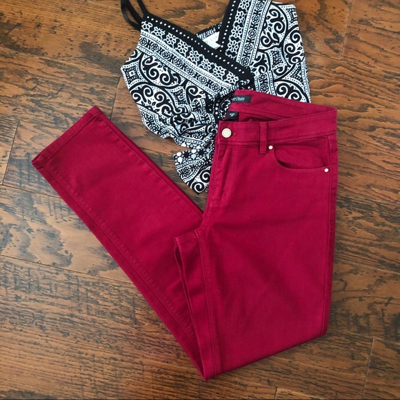 White House Black Market Denim - WHBM Cranberry-Red Slim Leg Jeans - 8R